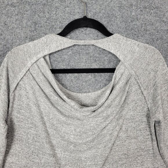 ATHLETA 457201 Gray Pose Cutout Long Sleeve Tee Open Back Top SIZE XS - Picture 6 of 12